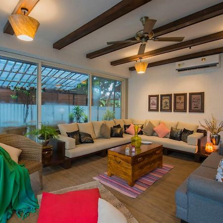 El Lodge By Stayvista - Pool, Lawn, And A Charming Gazebo For Your Perfect Getaway Lonavla Exterior foto